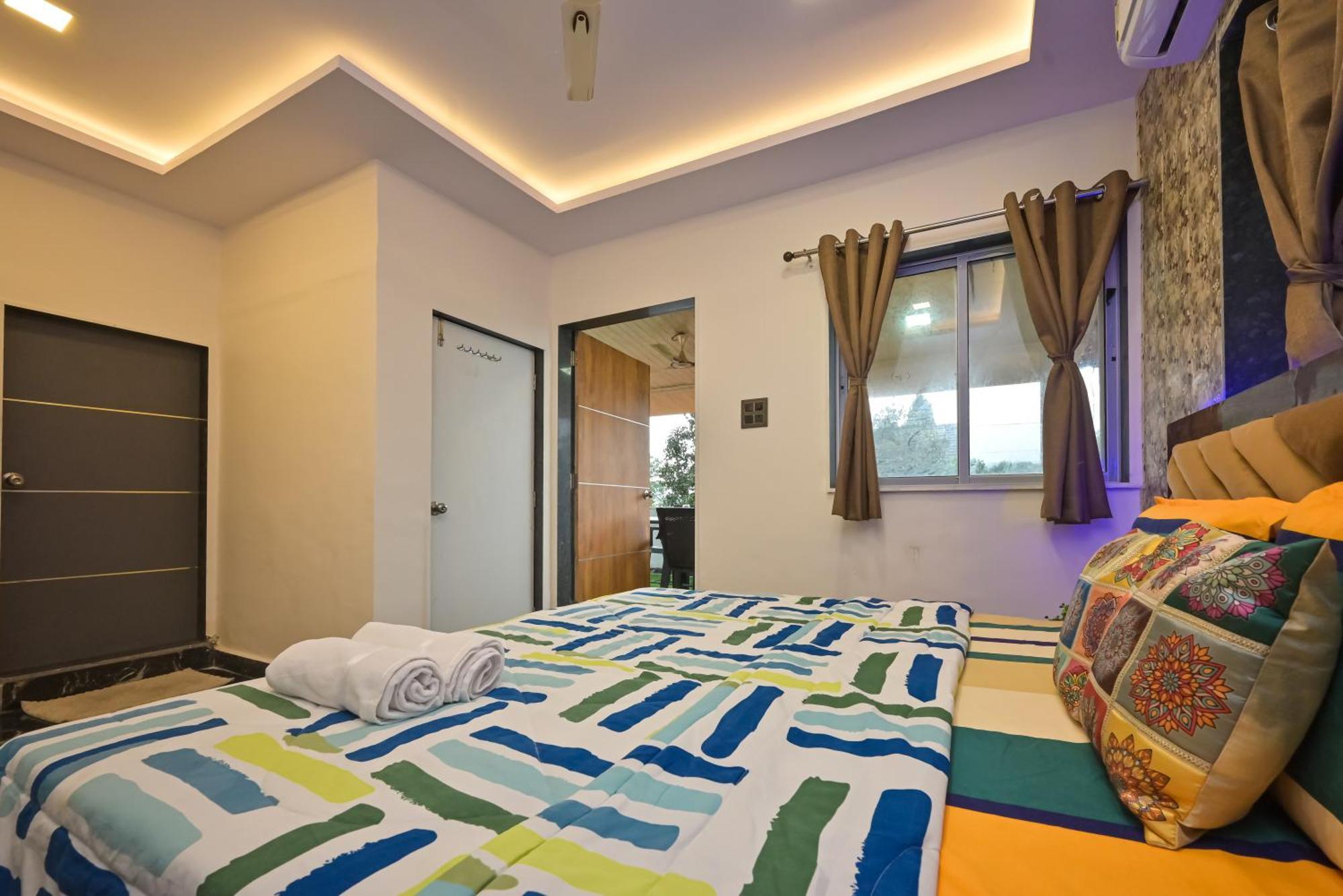 Empyrean Stay Ll 3Bhk Ll Marshall Villa Ll Large Pool Ll Ac Ll Lonavla Exterior foto